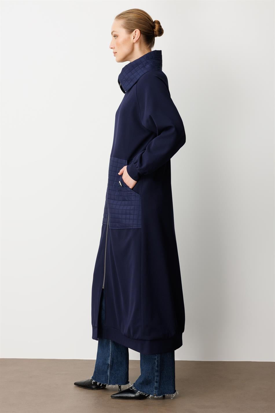 Square Jacquard Quilted and Crepe Texture Mix Lined Seasonal Sport Trench Coat - Navy Blue