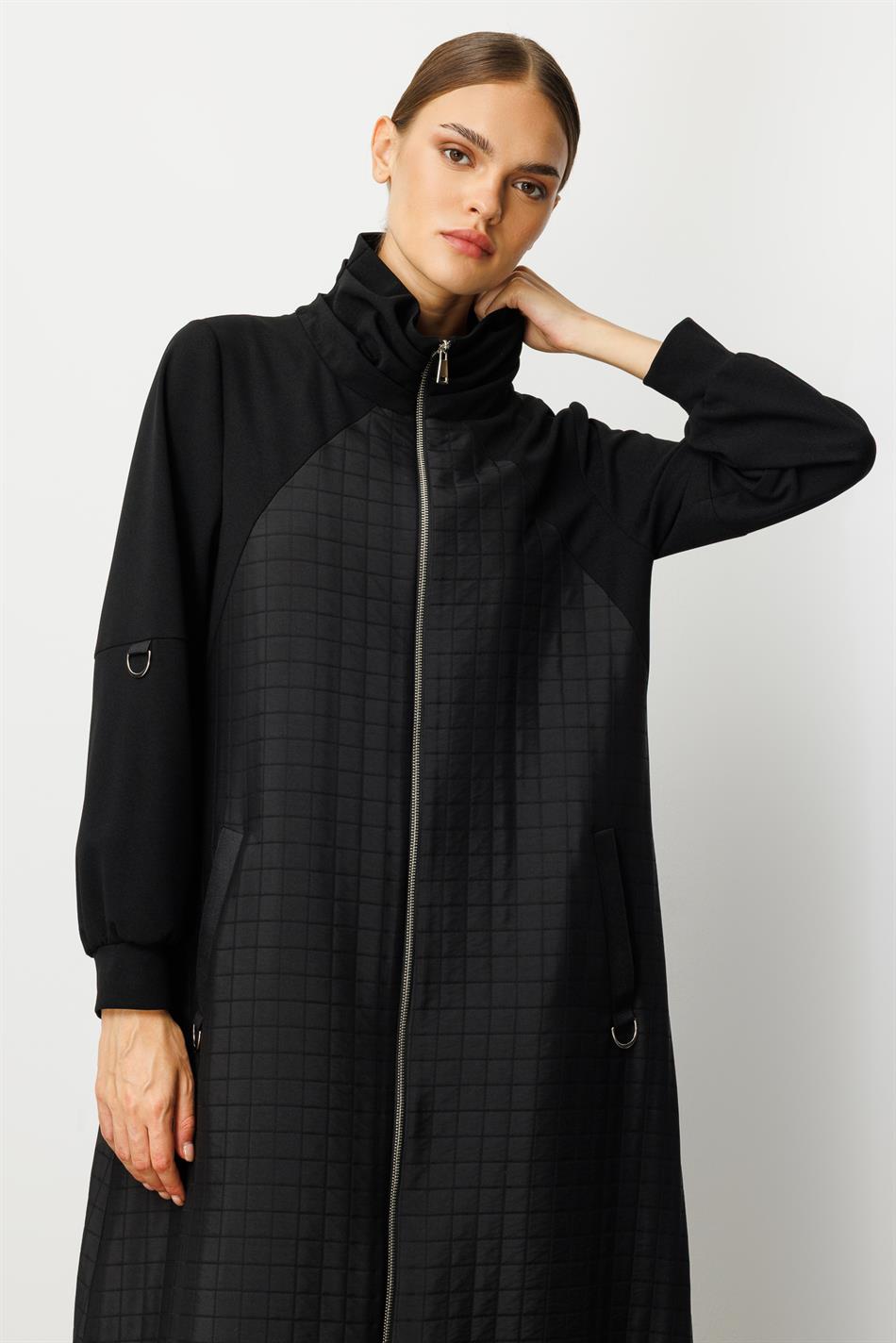 Sportlicher Trenchcoat mit Futter aus quadratischem Jacquard-Crêpe-Muster - Schwarz