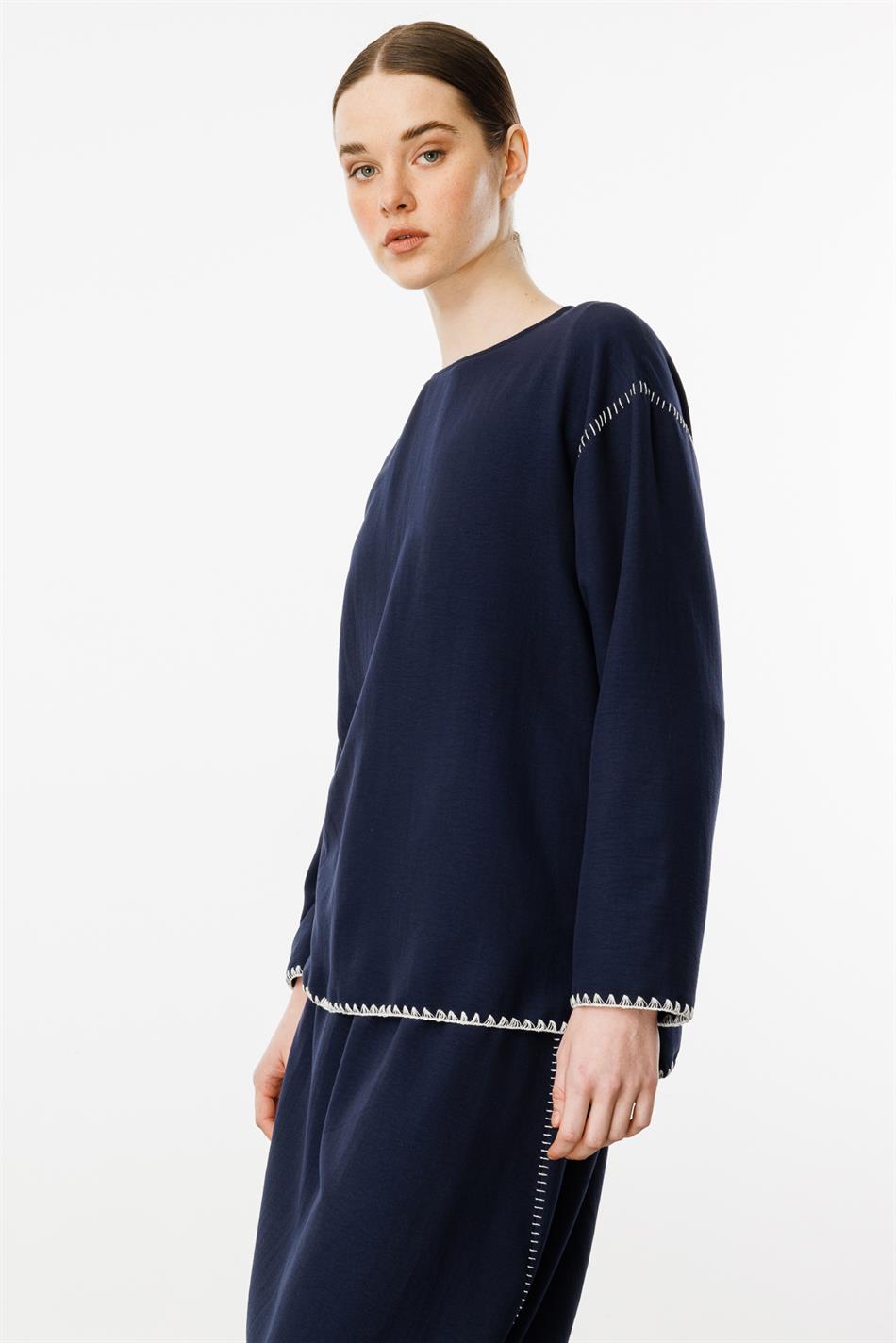 Kenar Nakış Detaylı İpekçe Doku Spor Etek Tunik Kombin Takım-Laci