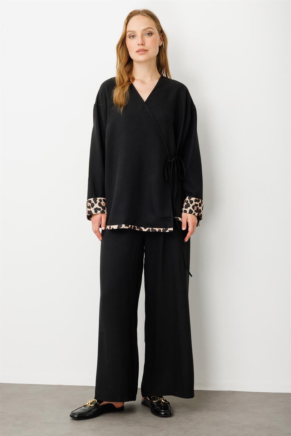 Kimono Kapama Leopar Detaylı Pantalon Kombinli Takım-Siyah