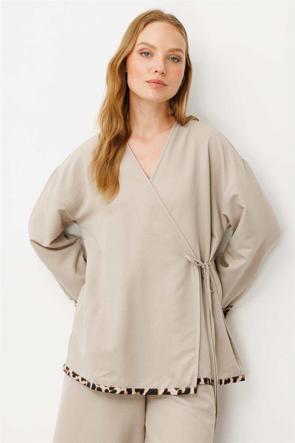 Kimono-sluiting met luipaardprint en bijpassende broek - Steenkleur