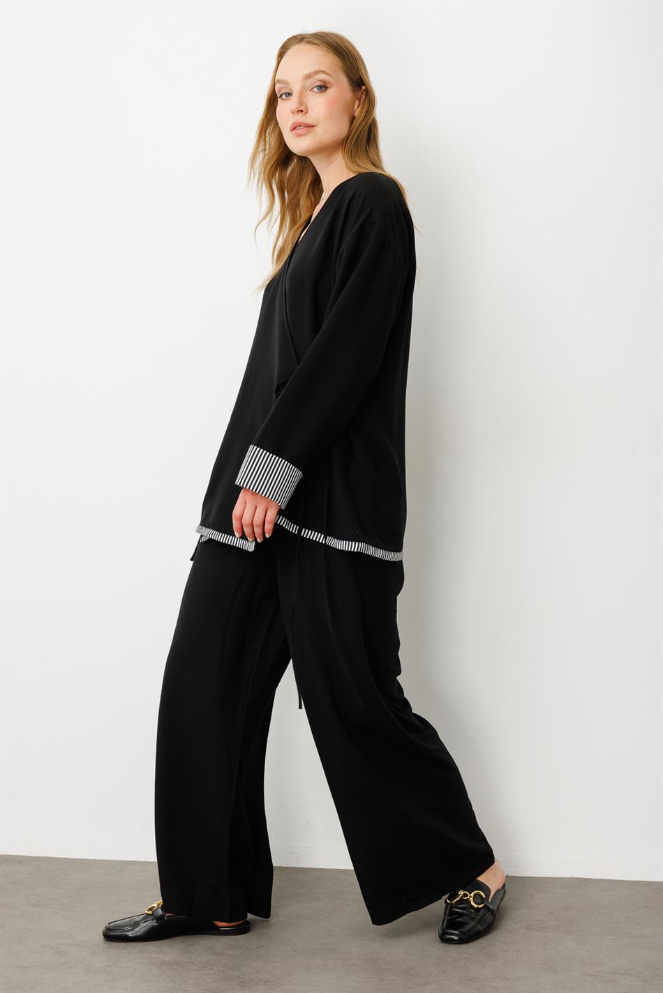 Kimono-style closure, marine-detailed trousers set - Black