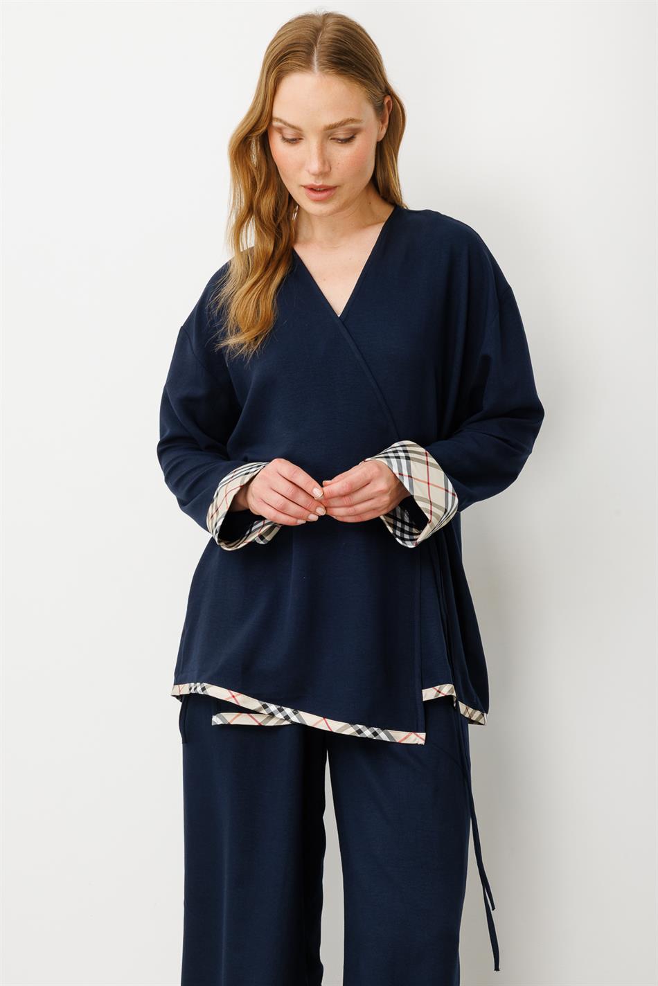 Kimono-Style Set with Special Pattern Detail and Trousers - Navy Blue
