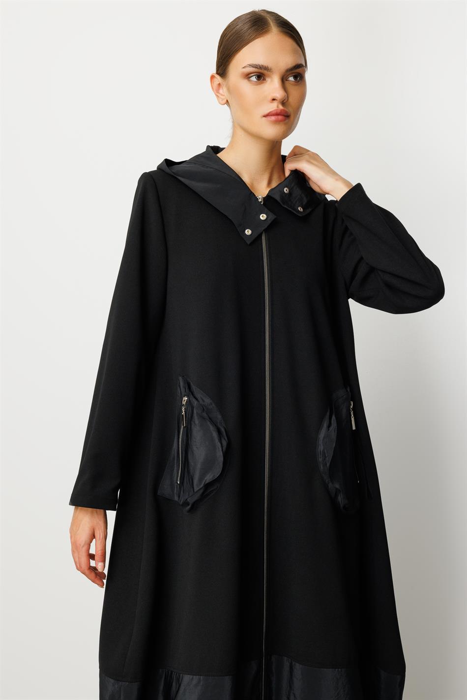 Seasonal Sport Trench Coat with Bridge Pockets and Poly Cupra Trim Lining - Black