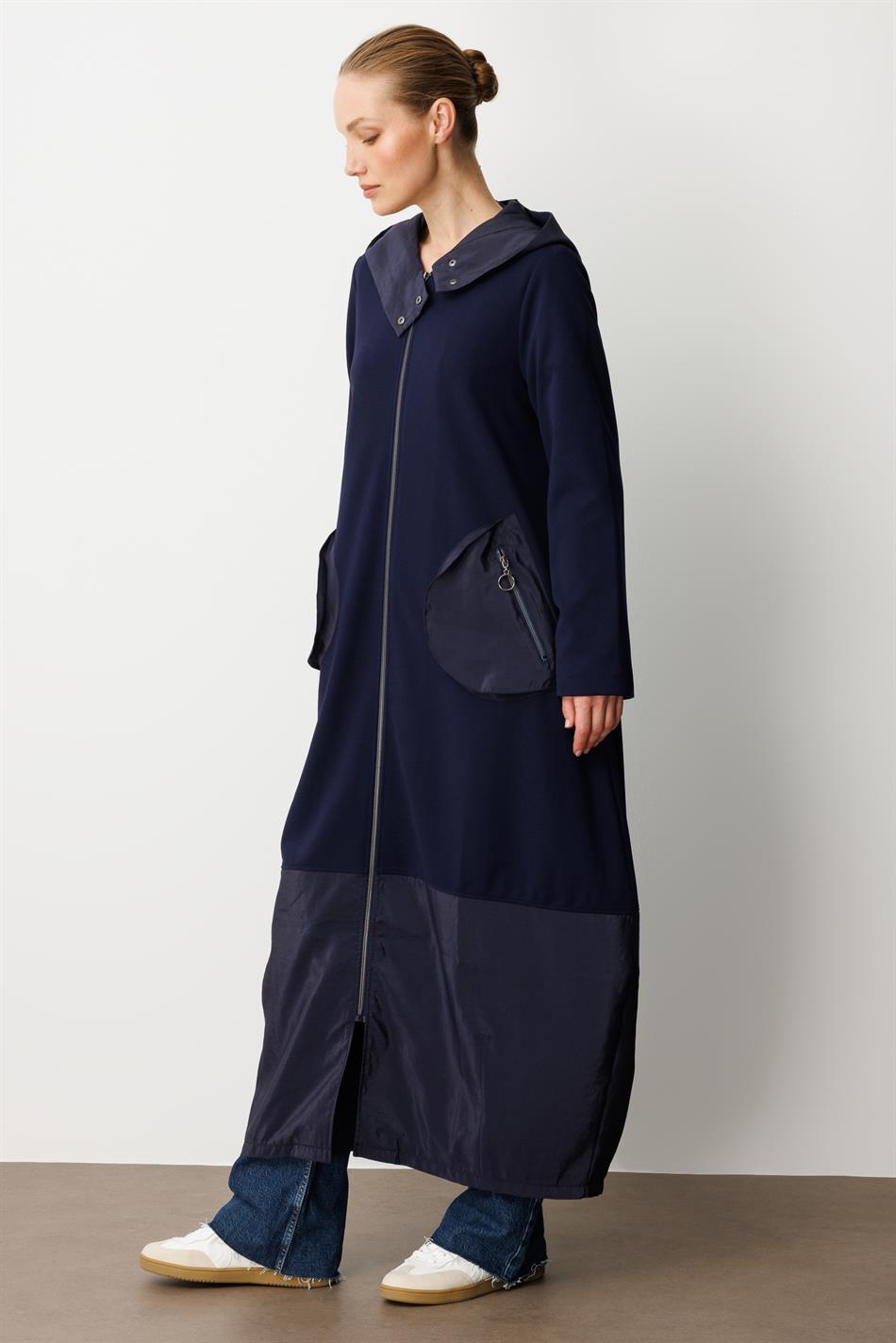 Seizoensgebonden sportieve trenchcoat met steekzakken en voering van poly-cupra / Marineblauw