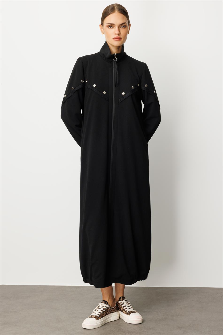 Saisonaler Trenchcoat/Jacke mit Kreppstruktur und Mesh-Details, gefüttert – Schwarz