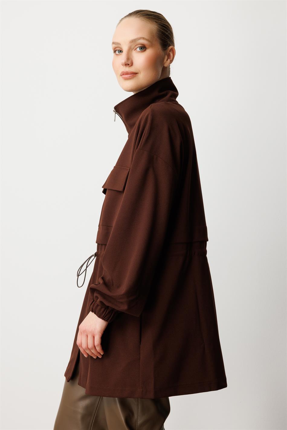 Krep Teksturası Mövsümi Omba Örtücü Zamansız Trench Palto - Qəhvə