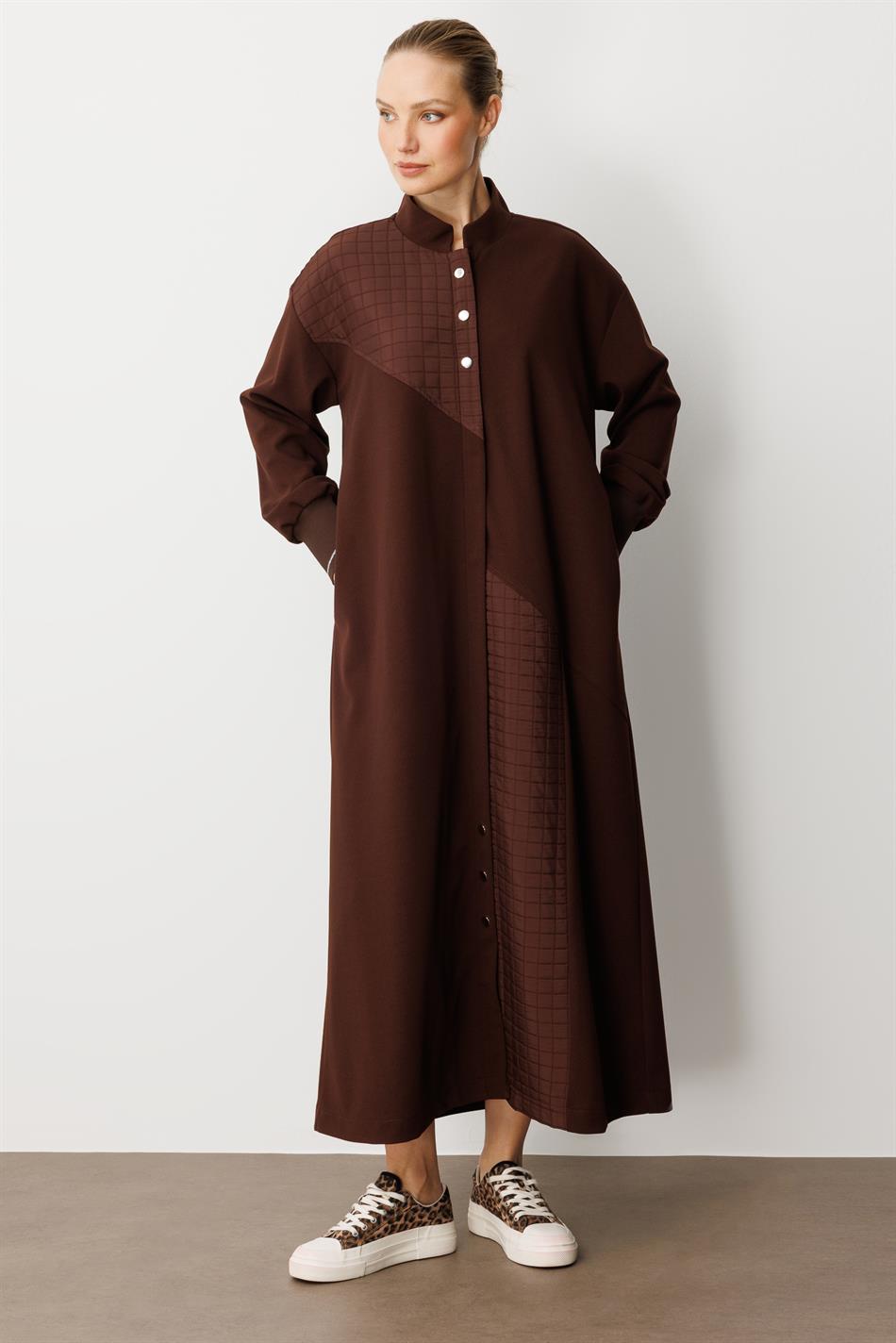 Crepe Texture and Square Jacquard Quilted Sporty Seasonal Timeless Trench Coat / Cup-Coffee