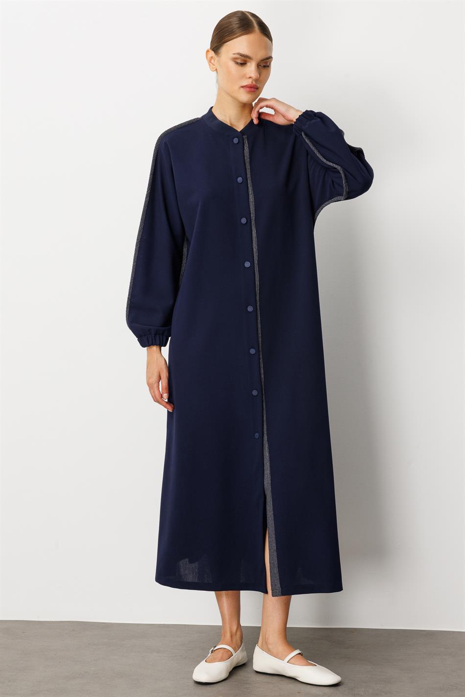Crepe Fabric, Stretchy Texture, Pleated Detail, Comfortable Abaya - Navy Blue
