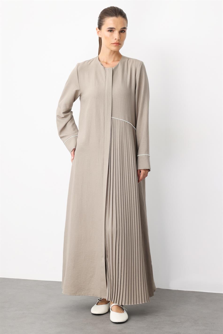 LCN Pleated Trim Detail Silky Texture Lightweight Cape-Cafe-Mink