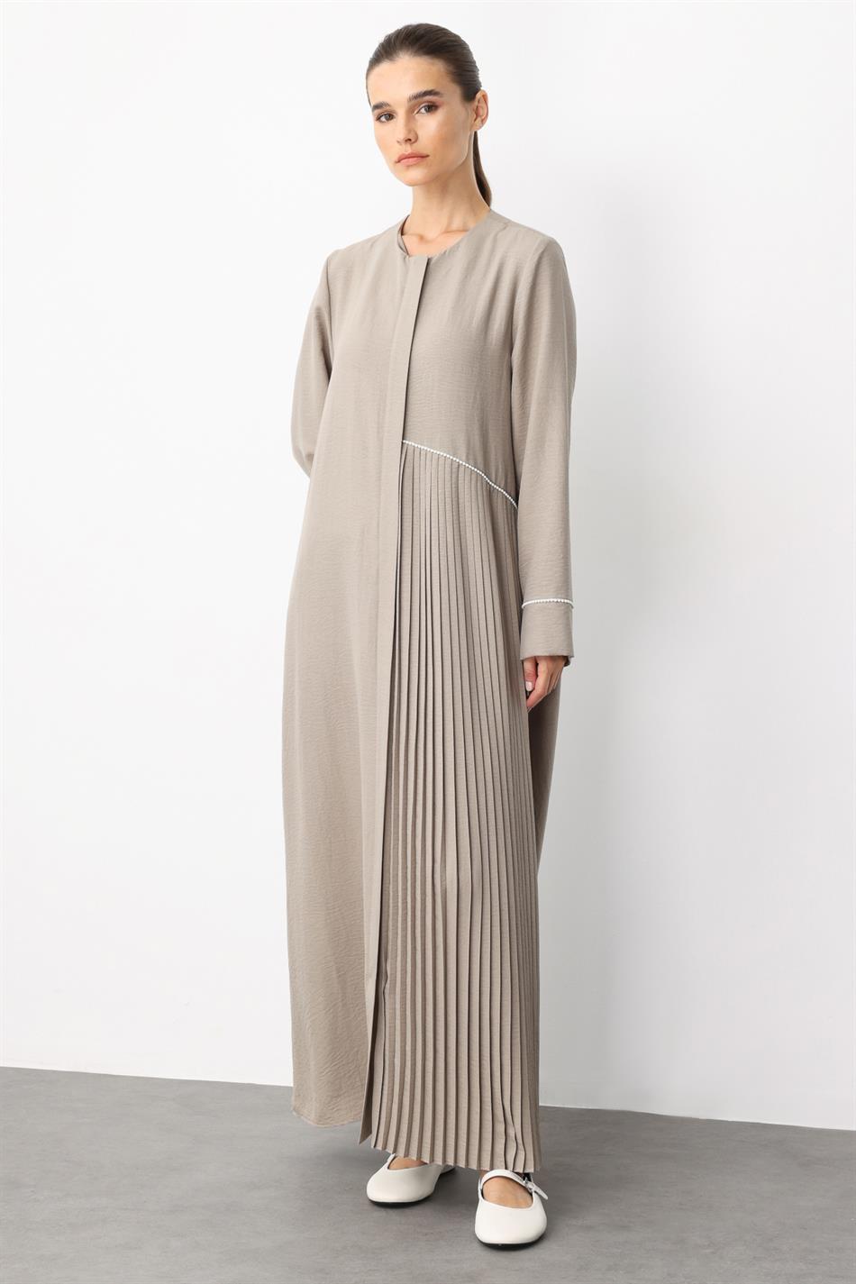LCN Pleated Trim Detail Silky Texture Lightweight Cape-Cafe-Mink