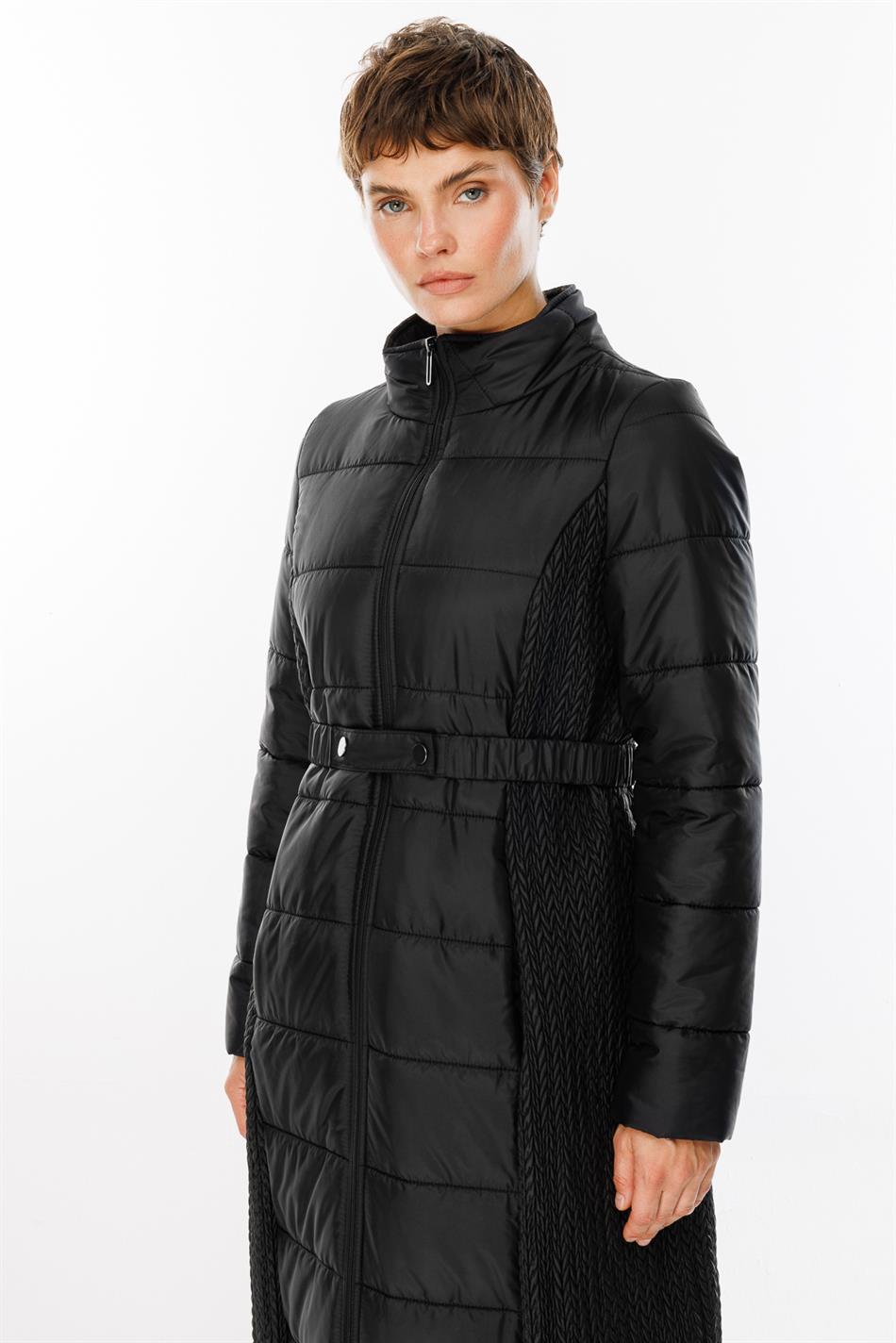 Yarpaq Naxışlı Yan Elastik Yorğanlı Toxunmuş Yastıqlı Palto/Gödəkçə - Qara