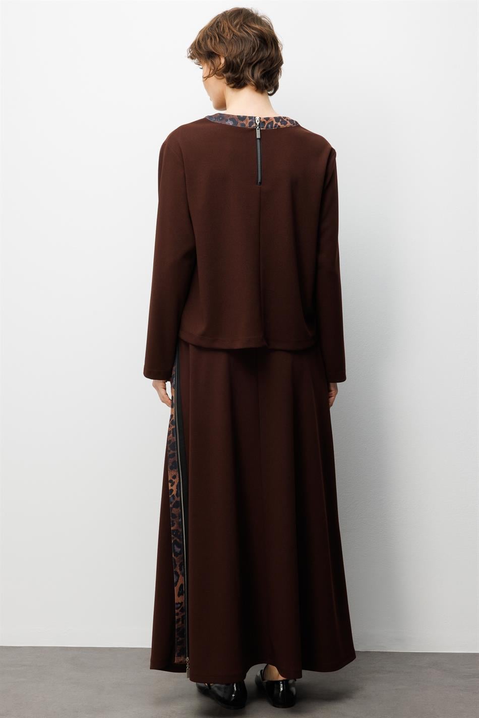 Rokset van dubbele crêpe stof met luipaardprint - Koffie