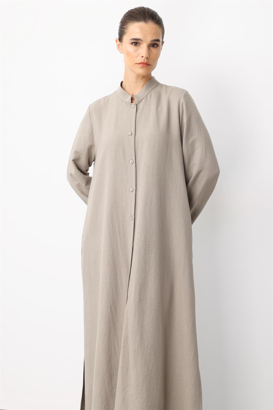 Sportjas/jurk/abaya met mesh-achterkant en borduurwerk van zijde - R-MINK