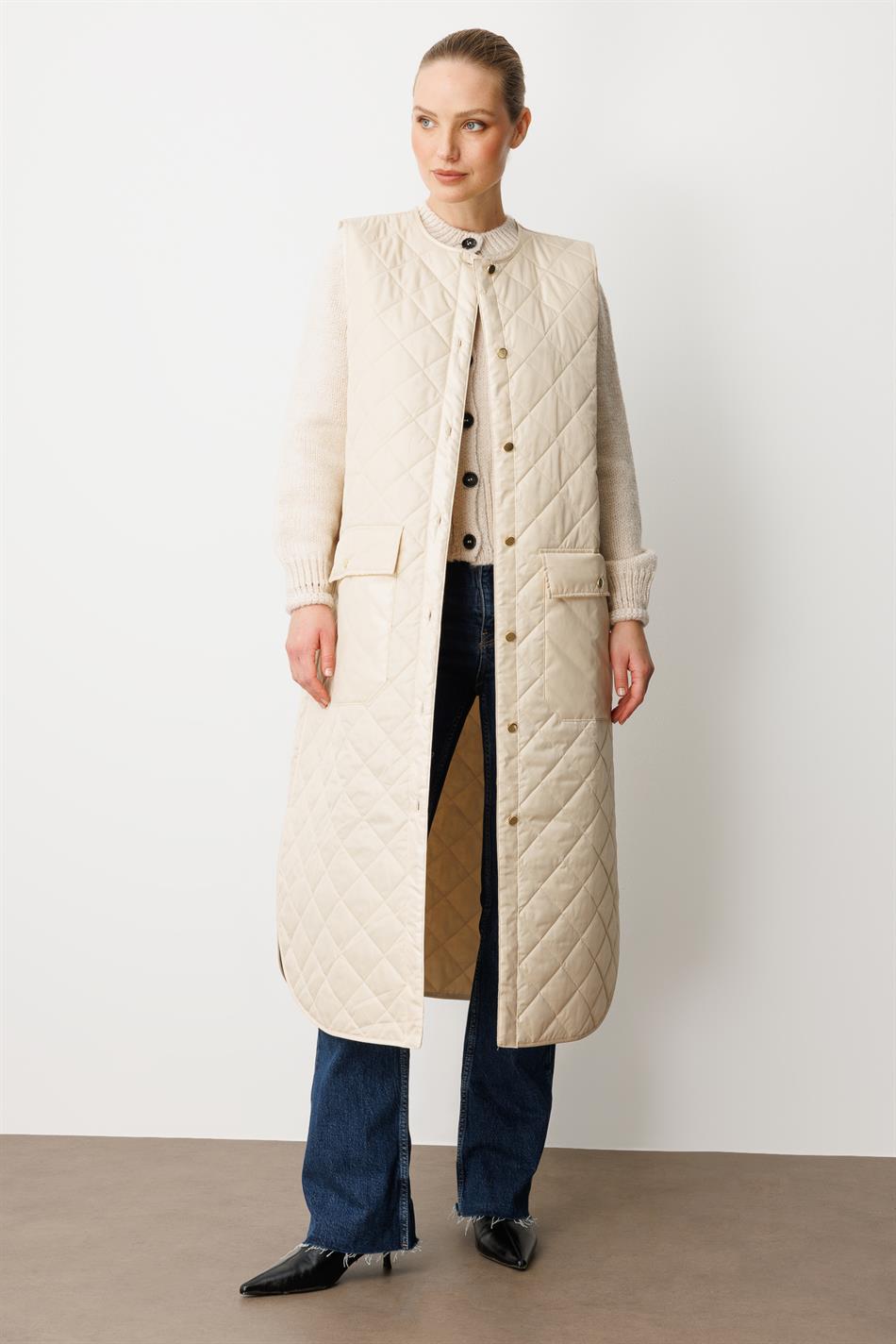 Micca Timeless (Soft) Fiber-Filled Lined Vest - Beige