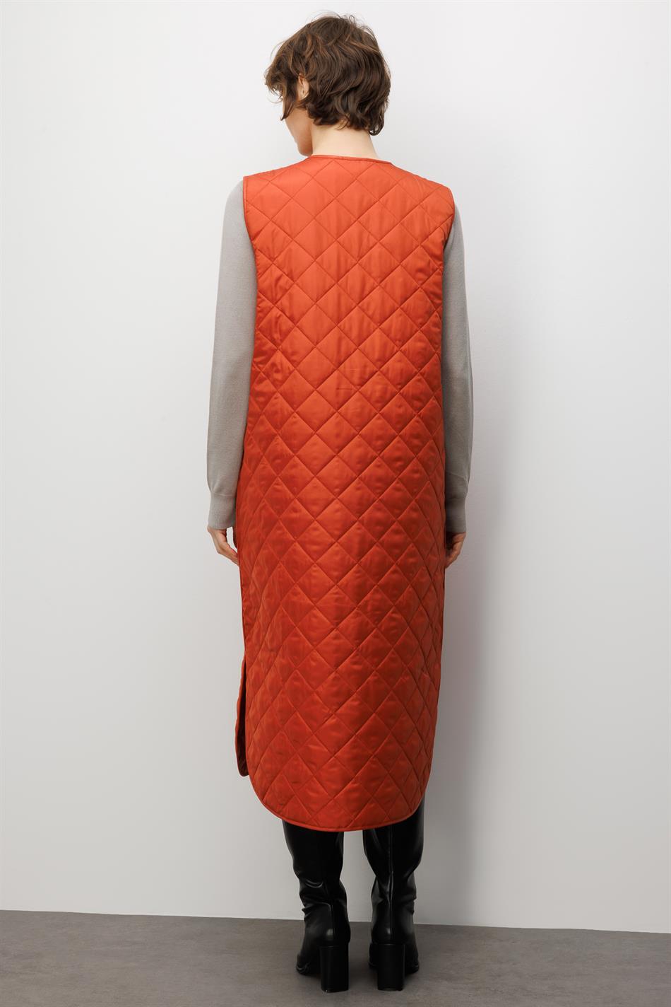 Micca Zamansız  (Yumuşak)  Elyaf Dolgulu Astarlı  Yelek-Oranj