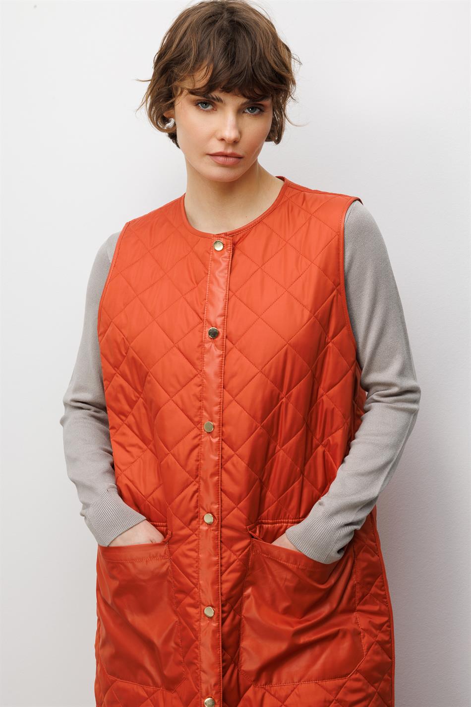 Micca Zamansız  (Yumuşak)  Elyaf Dolgulu Astarlı  Yelek-Oranj