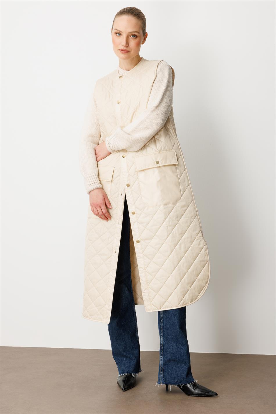 Micca Timeless (Soft) Fiber-Filled Lined Vest - Beige