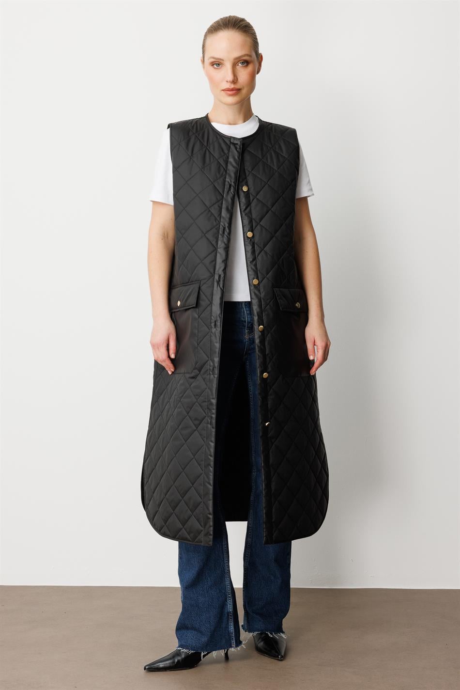 Micca Timeless (Soft) Fiber-Filled Lined Vest - Black