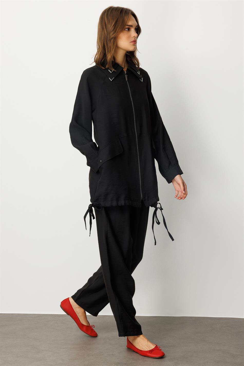 Modal (90% Natural Content) Comfortable, Timeless, and Seasonless Trouser Set with Detail - Black