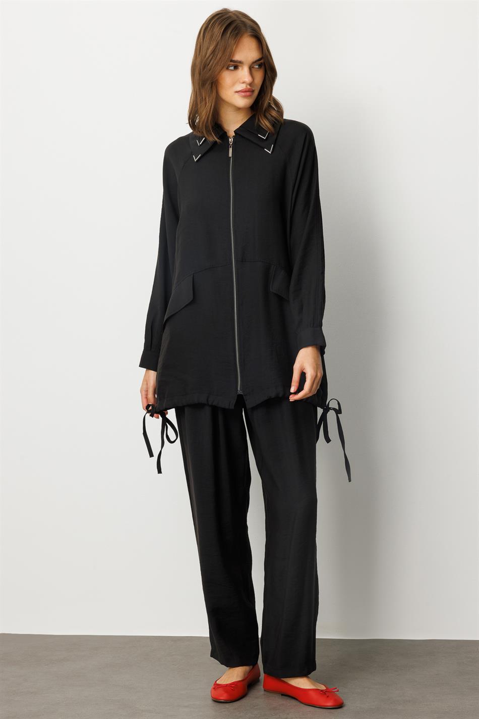 Modal (90% Natural Content) Comfortable, Timeless, and Seasonless Trouser Set with Detail - Black