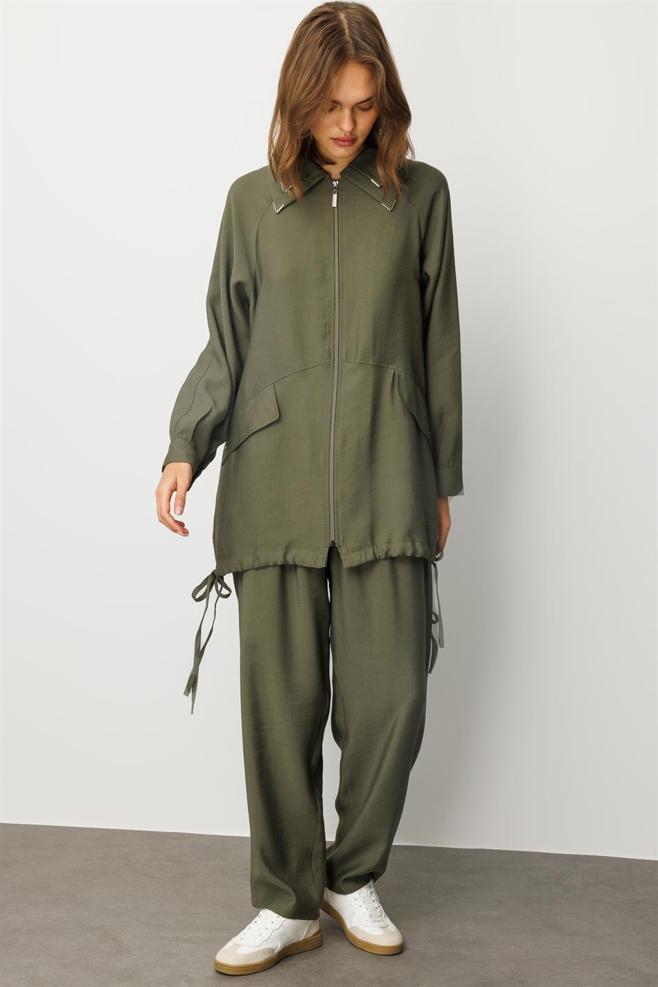 Modal (90% Natural Content) Comfortable, Timeless, and Seasonless Trouser Set with Detail - Khaki