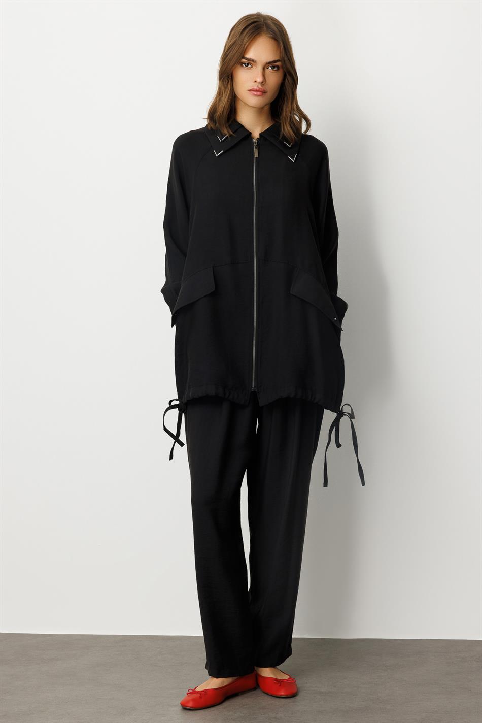 Modal (90% Natural Content) Comfortable, Timeless, and Seasonless Trouser Set with Detail - Black