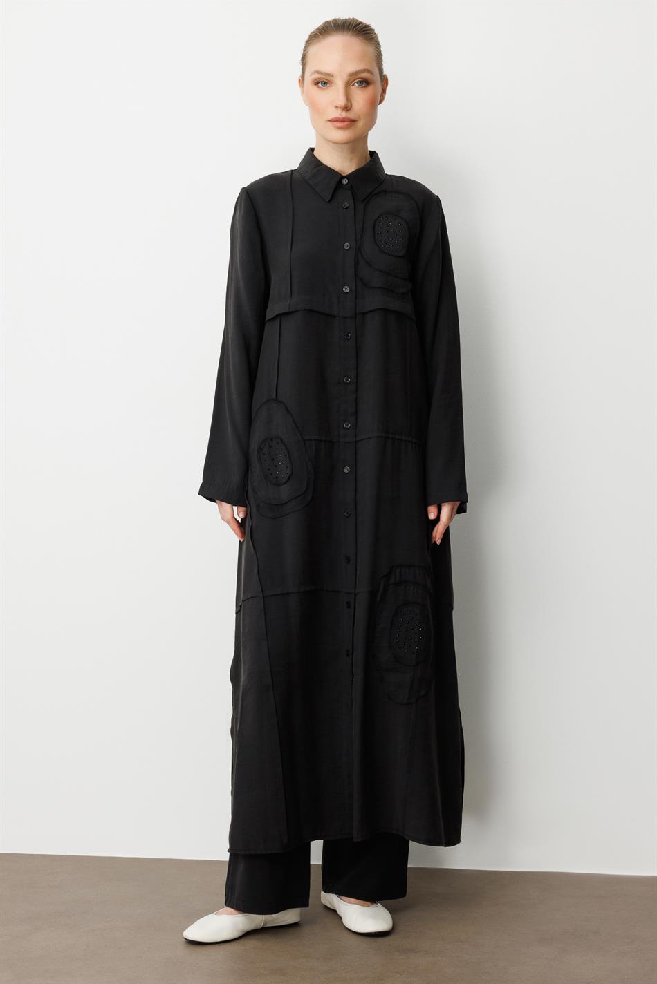 Model (90% Natural Content) Handcrafted Garnish Pattern Embroidery Timeless Abaya/Cape - Black