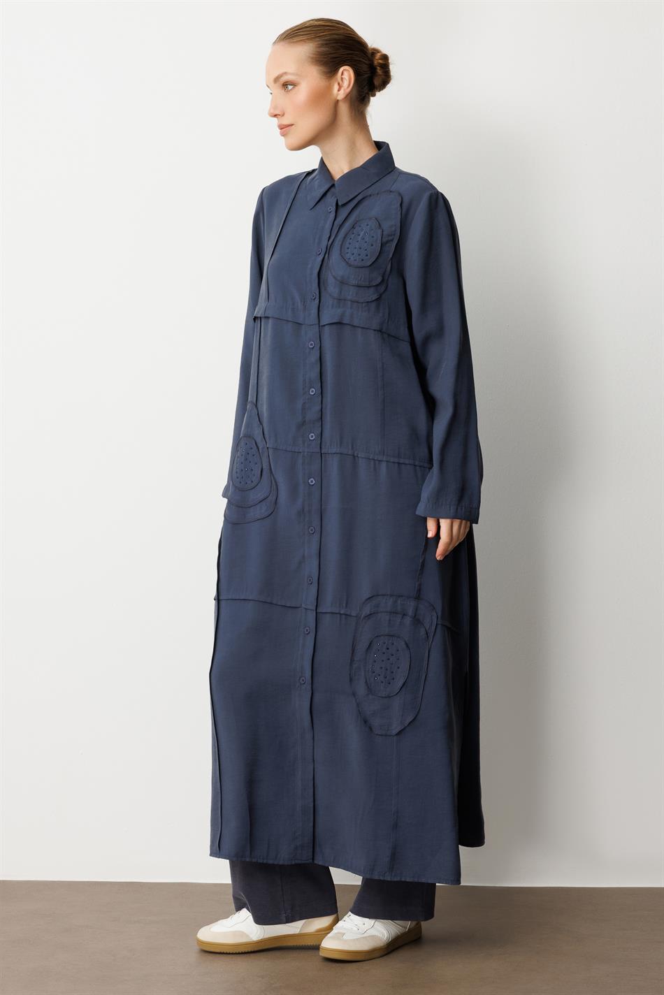 Model (90% Natural Content) Handcrafted Trim Pattern Embroidery Timeless Abaya / Navy Blue
