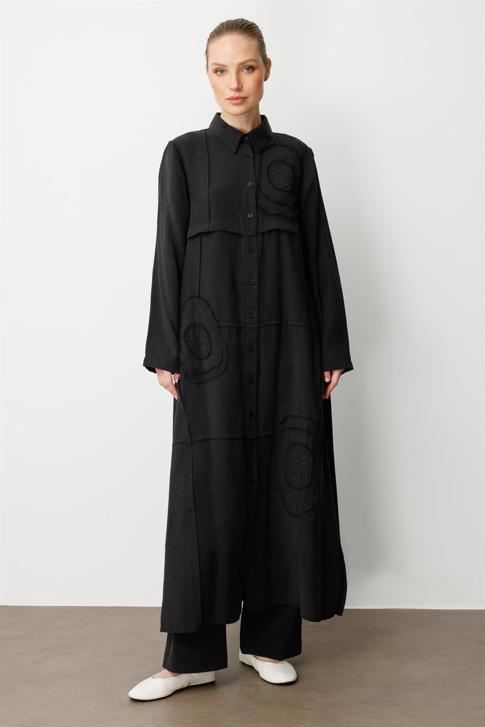 Model (90% Natural Content) Handcrafted Garnish Pattern Embroidery Timeless Abaya/Cape - Black