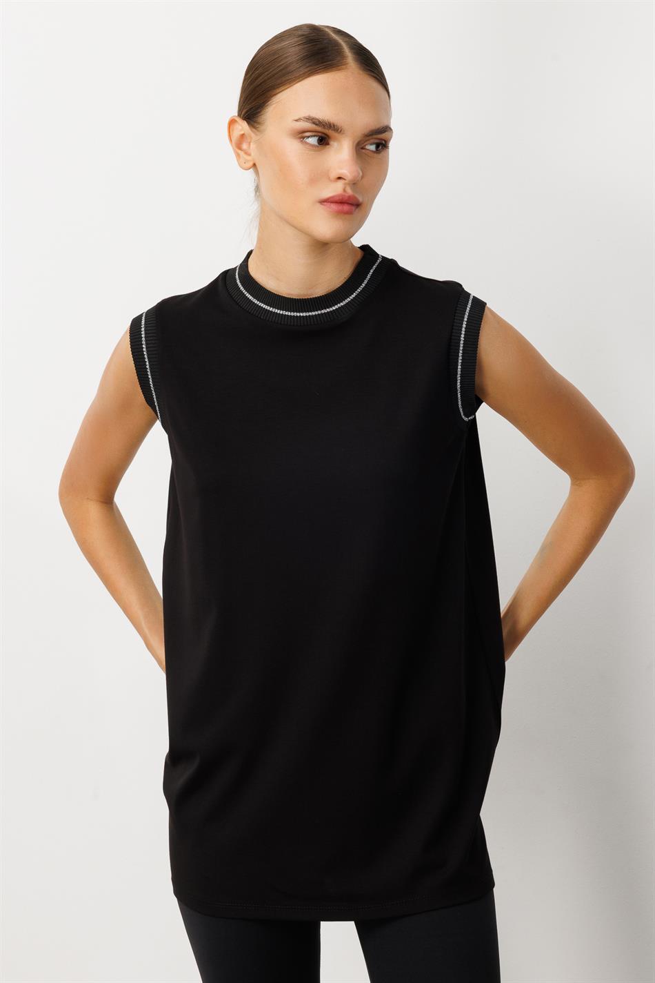 Mybch Örgü Əlavə Drapey Yumşaq Teksturalı Zamansız Qolsuz Top - Qara