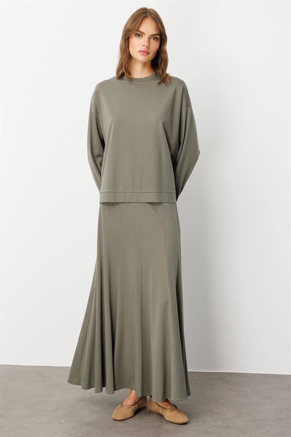 Mybch Strickrock mit extra fließendem, weichem Strukturmuster und zeitlosem Patchwork-Set – Khaki