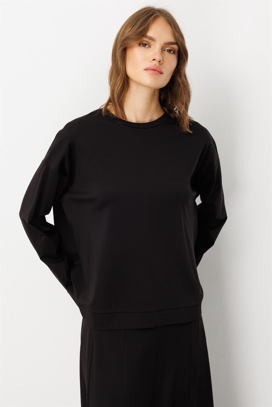 Mybch Örme Ekstra Dökümlü Yumuşak Dokulu Parçalı Etek Kombinli Zamansız Takım-Siyah