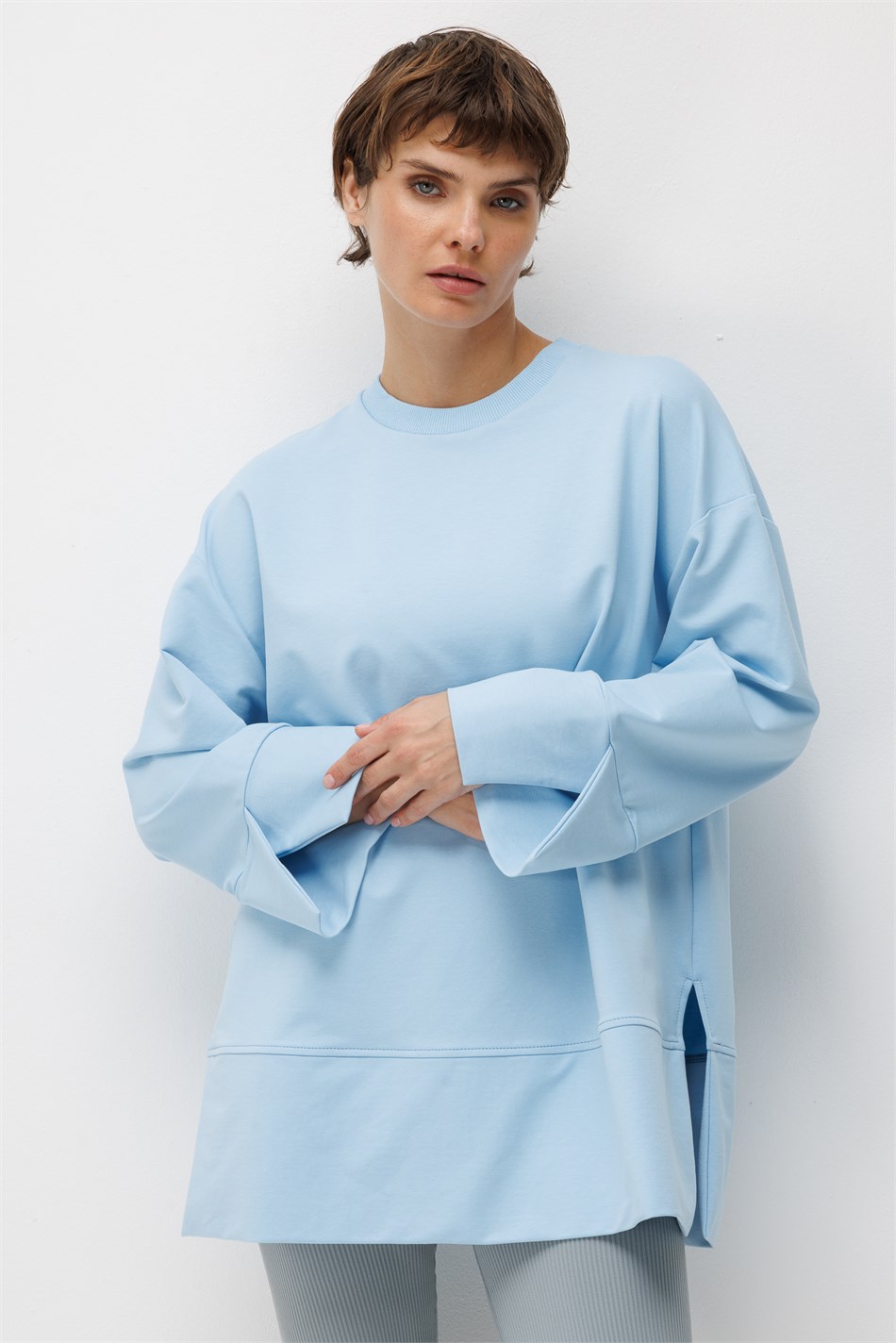 Örme Kol ve Yırtmaç Detaylı Tunik Sweatshirt-Mavi