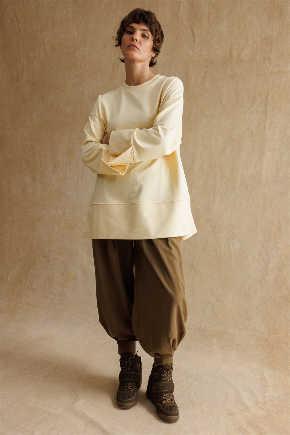 Örme Kol ve Yırtmaç Detaylı Tunik Sweatshirt-Sarı