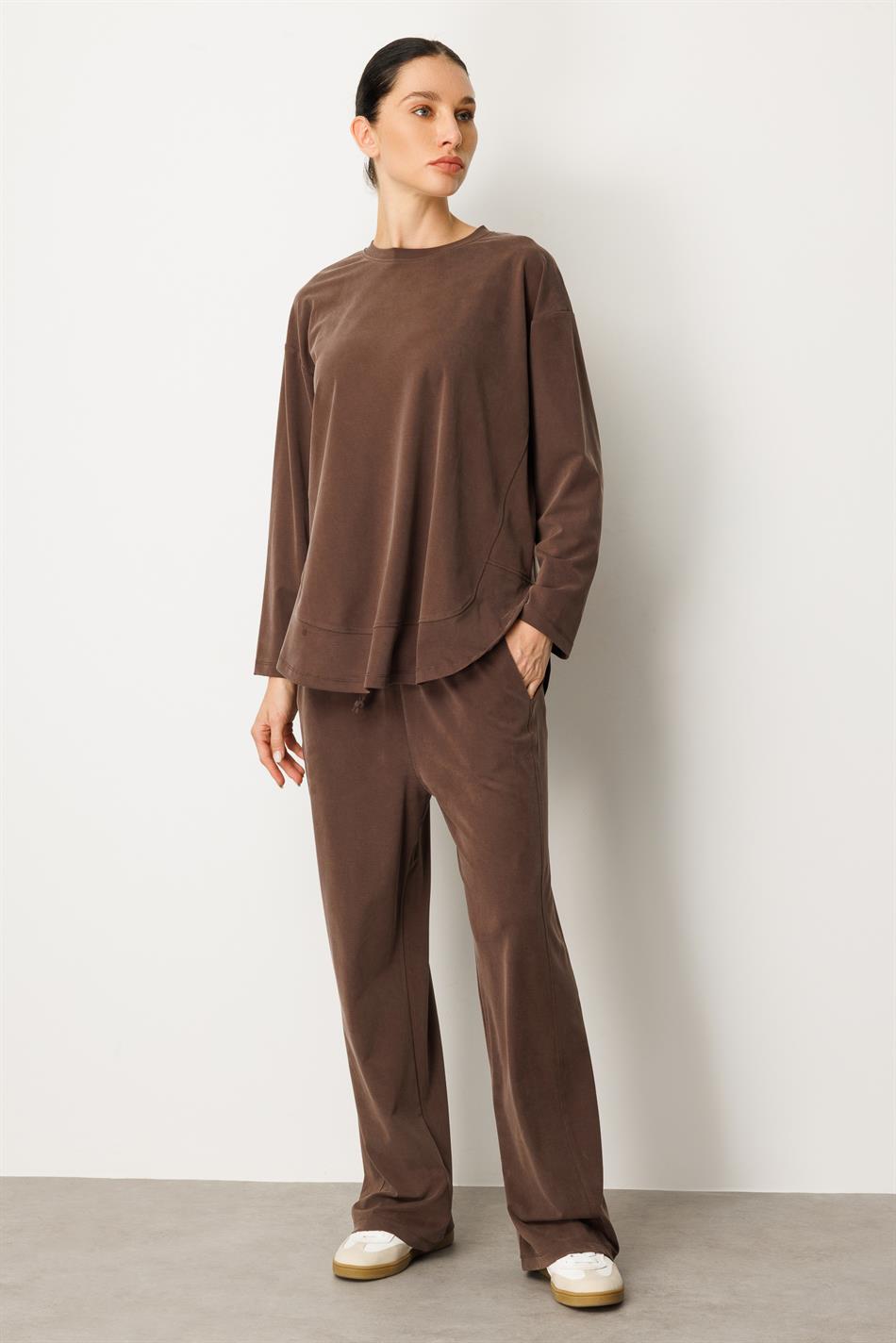 Gebreide, zachte modal broek en tuniek set met op maat gemaakte stiksels - Koffie