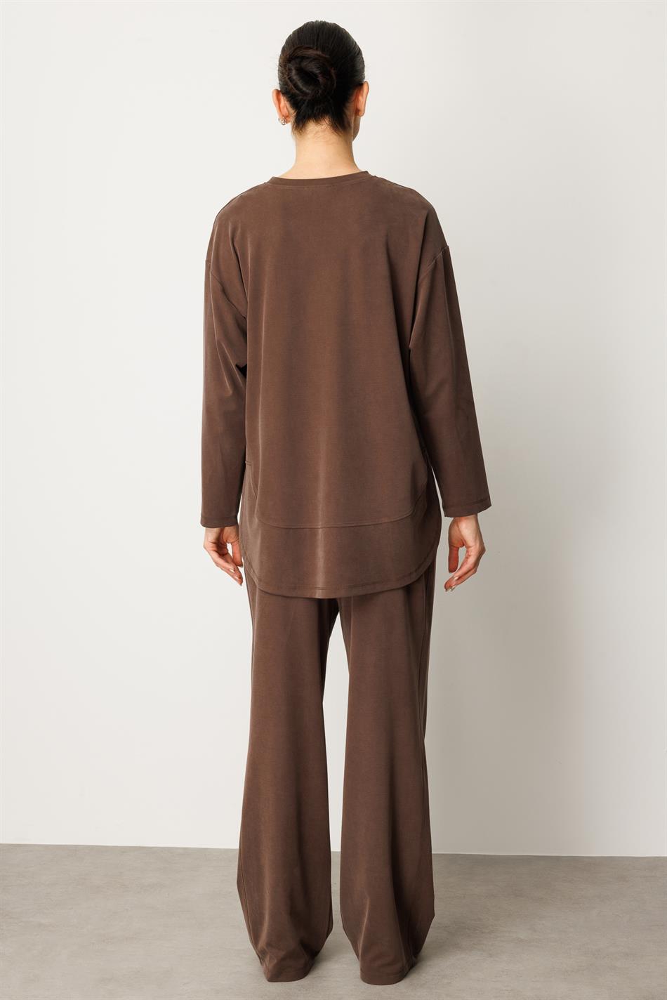 Gebreide, zachte modal broek en tuniek set met op maat gemaakte stiksels - Koffie