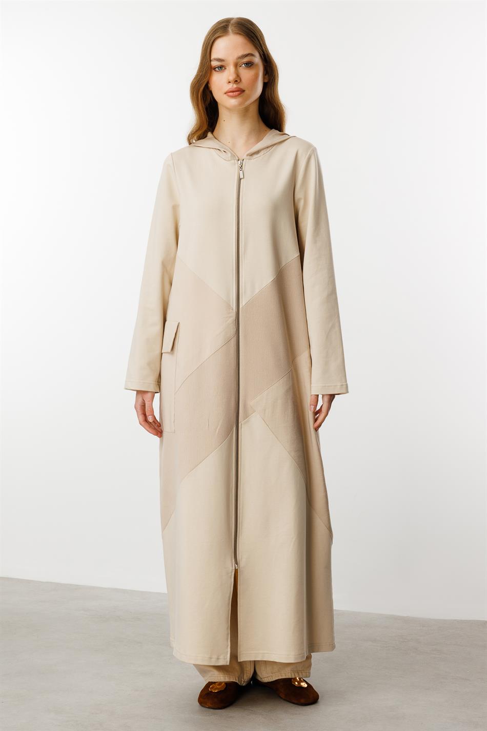 Örme ve Tafta Çapraz Garnilenmiş Spor Kap-Taş