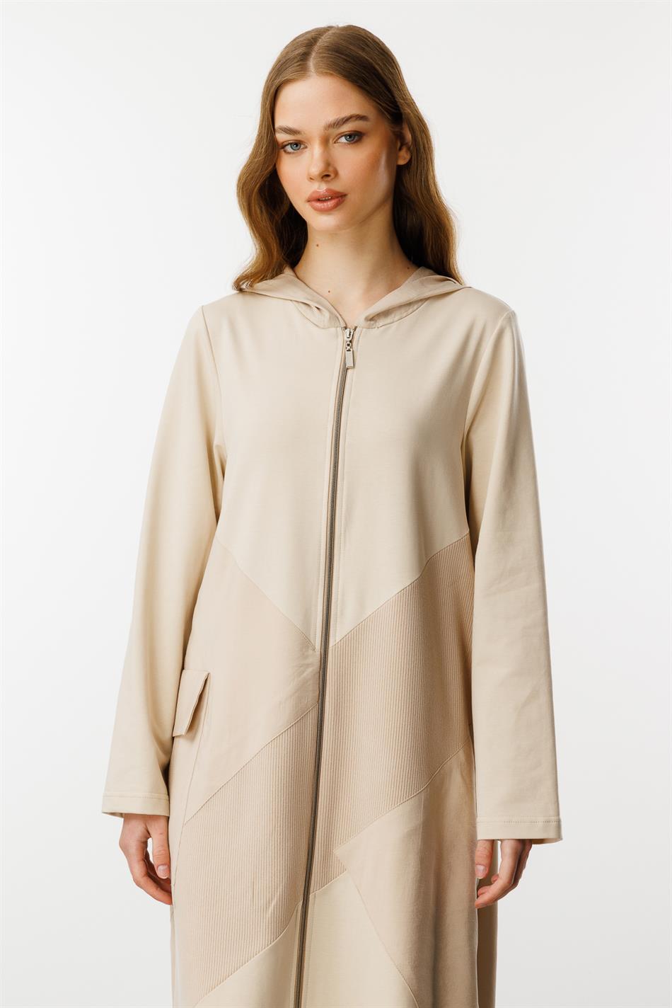 Örme ve Tafta Çapraz Garnilenmiş Spor Kap-Taş