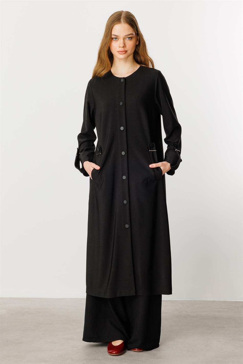 Custom-made draped fabric coat/abaya with accessories - Black