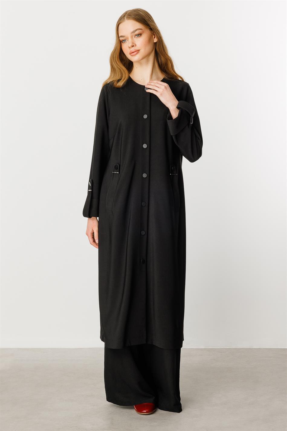 Custom-made draped fabric coat/abaya with accessories - Black