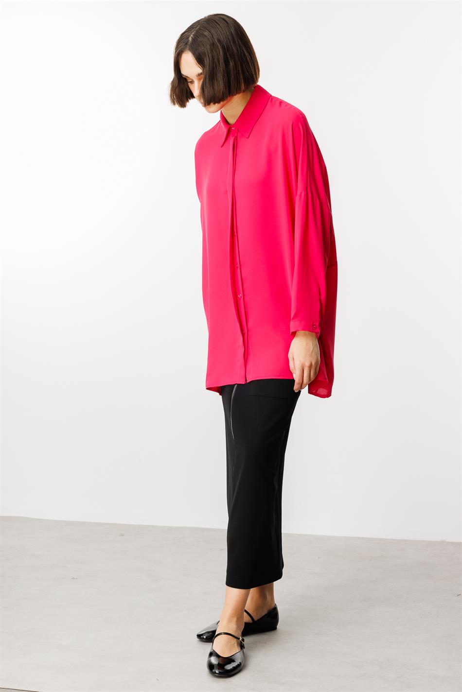 Blouse/tuniek van tijdloze, soepelvallende stof met perfecte pasvorm - Roze