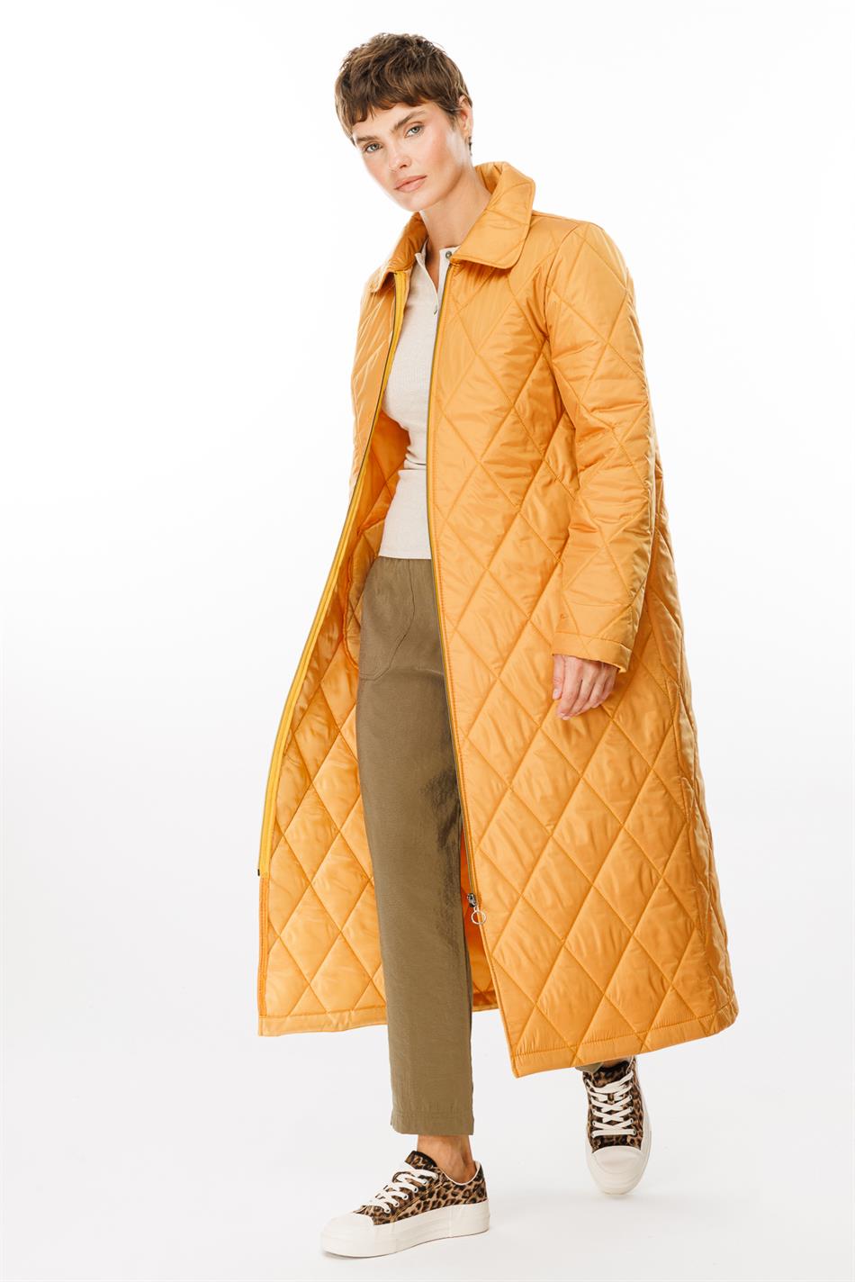 Lichtgewicht, met vezels geïsoleerde trenchcoat van Paris voor de lente - Mosterdkleur