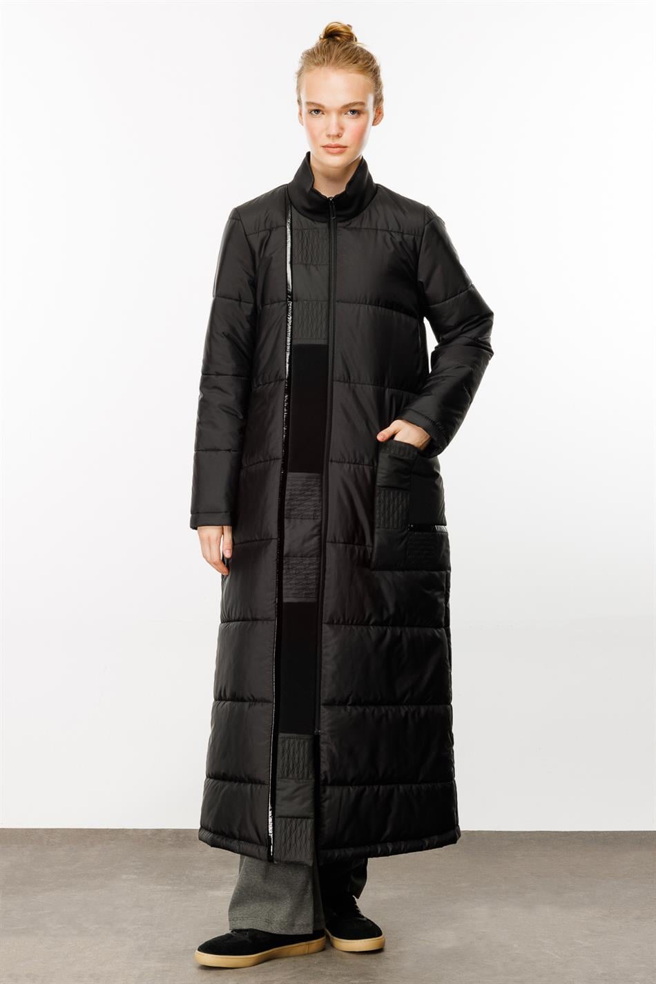 Patchwork Coat with Different Fabric Combinations and Fiber Filling - Black