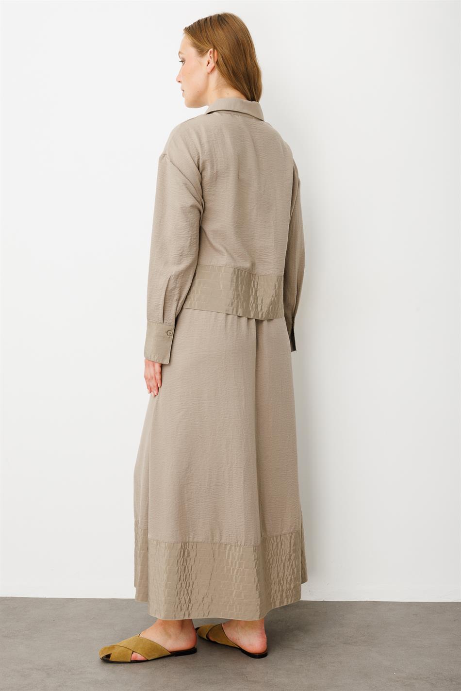 Seidenrock- und Jackenset mit Ziernähten aus Poly-Cupra - Nerz