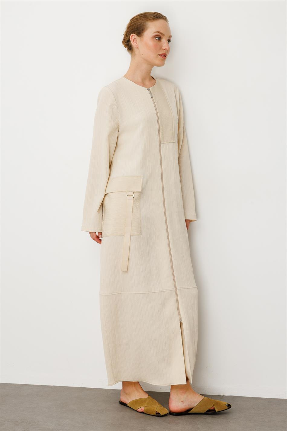 Poly - Cupra Garni Gedetailleerde Sport Tijdloze Abaya Jas - Beige