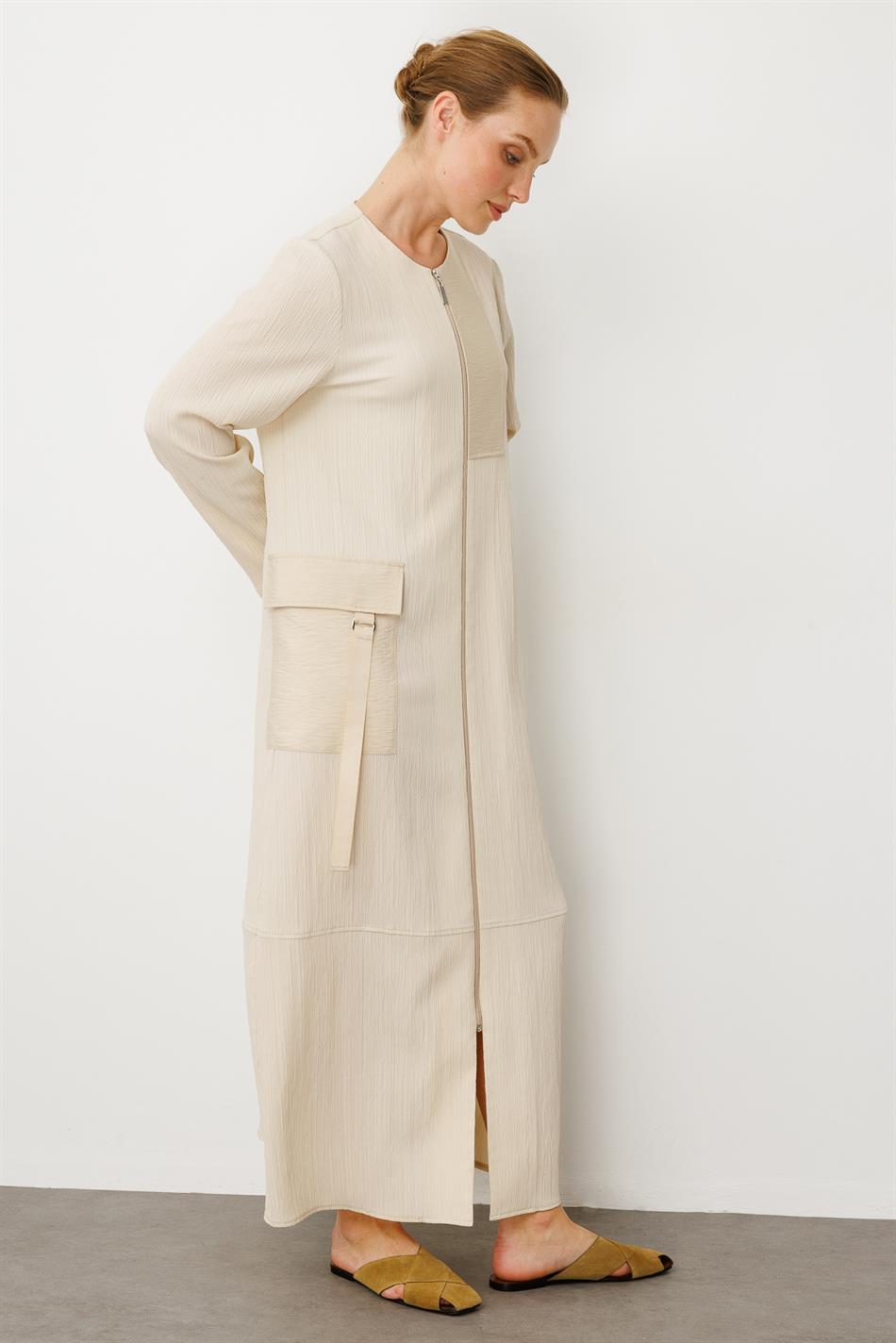 Poly - Cupra Garni Gedetailleerde Sport Tijdloze Abaya Jas - Beige