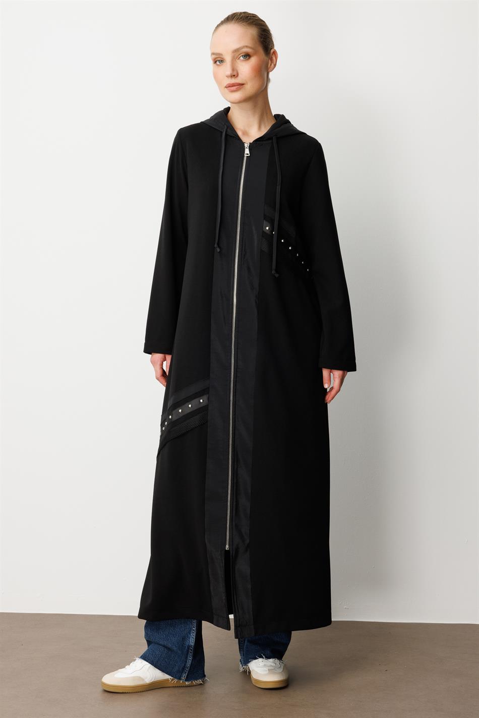 Saisonale Trenchcoat/Jacke aus Poly-Cupra-Crêpe mit Mesh-Details – Schwarz