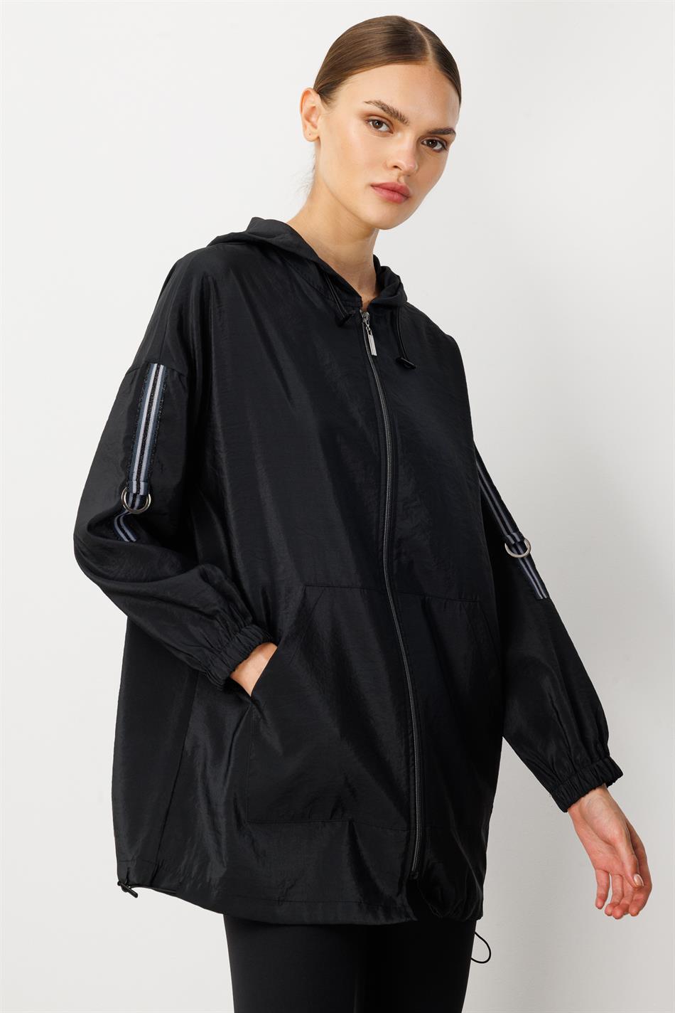 Poly Cupra Sport Orta Uzunluqlu Çanta Örtən Yaylı Trench Palto - Qara
