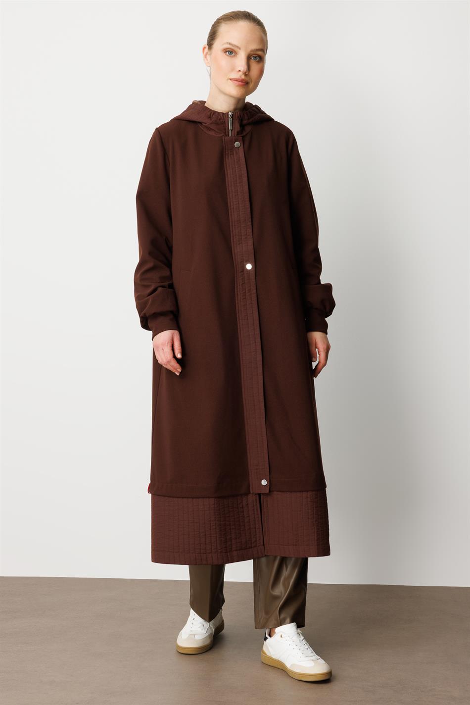 Ray gewatteerde trenchcoat met crêpe textuur en voering - Koffie
